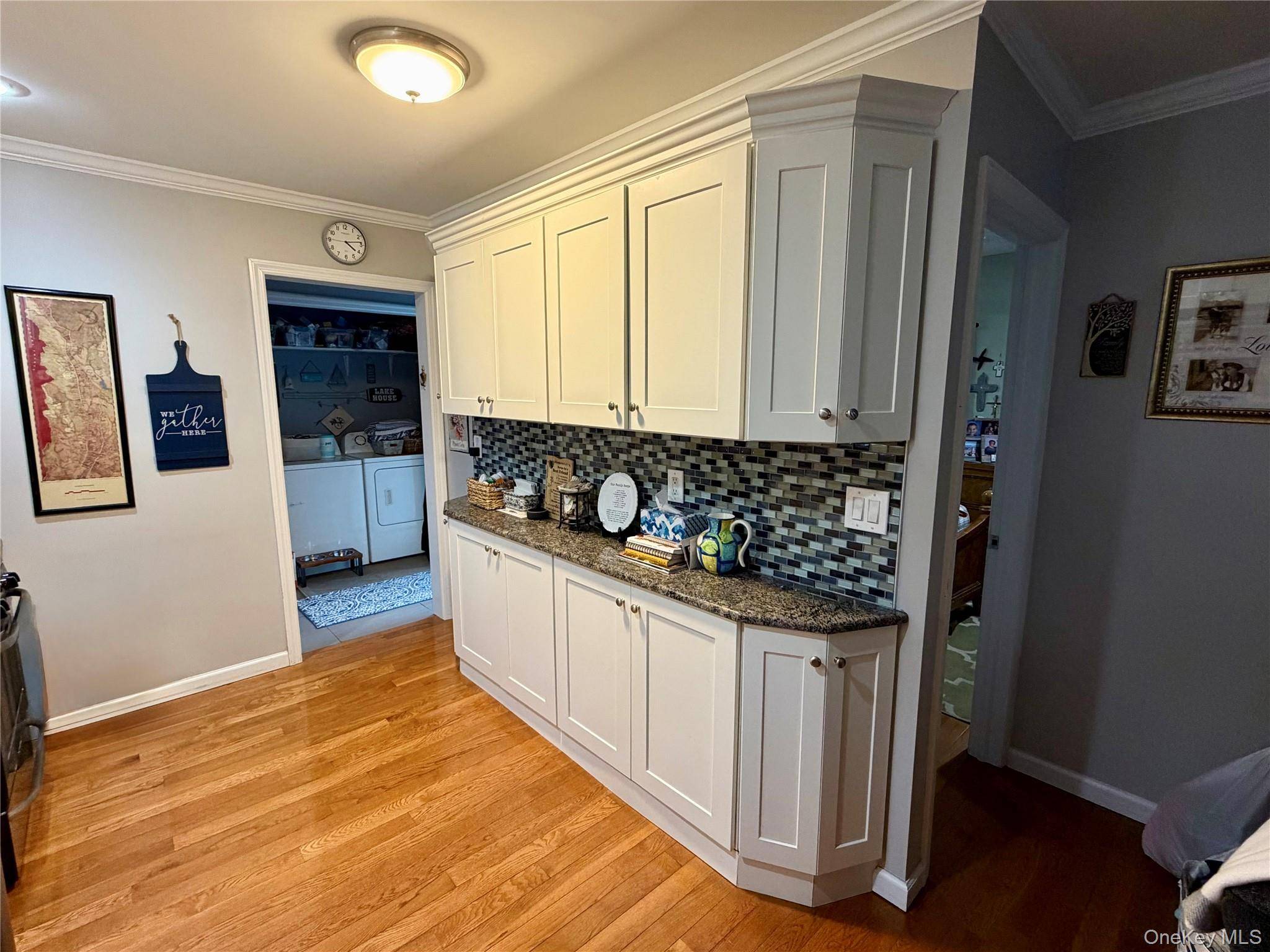 2 Bedroom Home for Sale in Ronkonkoma - New York - USA - 5