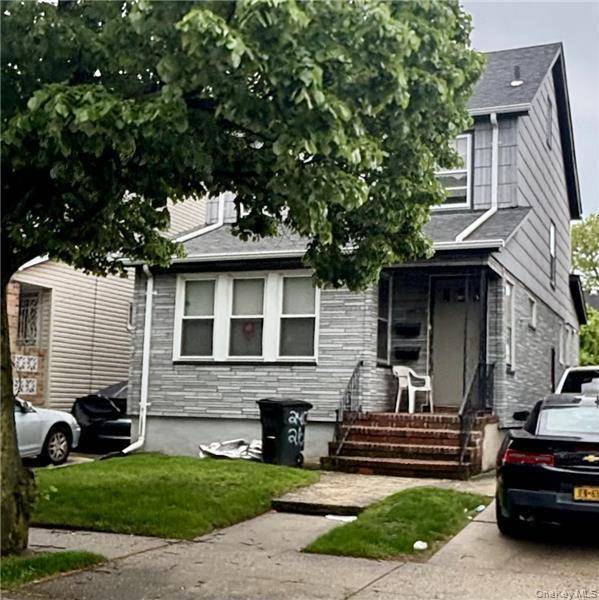Casa de 2 Dormitorios en Venta en Rosedale - Nueva York - EE. UU. - 1