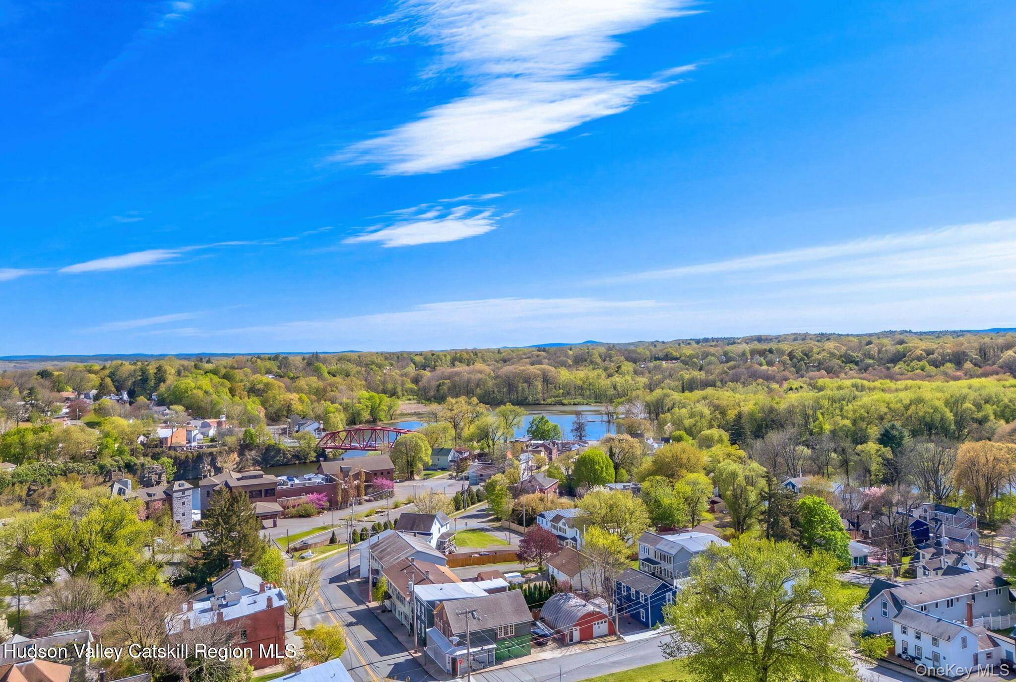 Casa de 2 Dormitorios en Venta en Saugerties - Nueva York - EE. UU. - 6