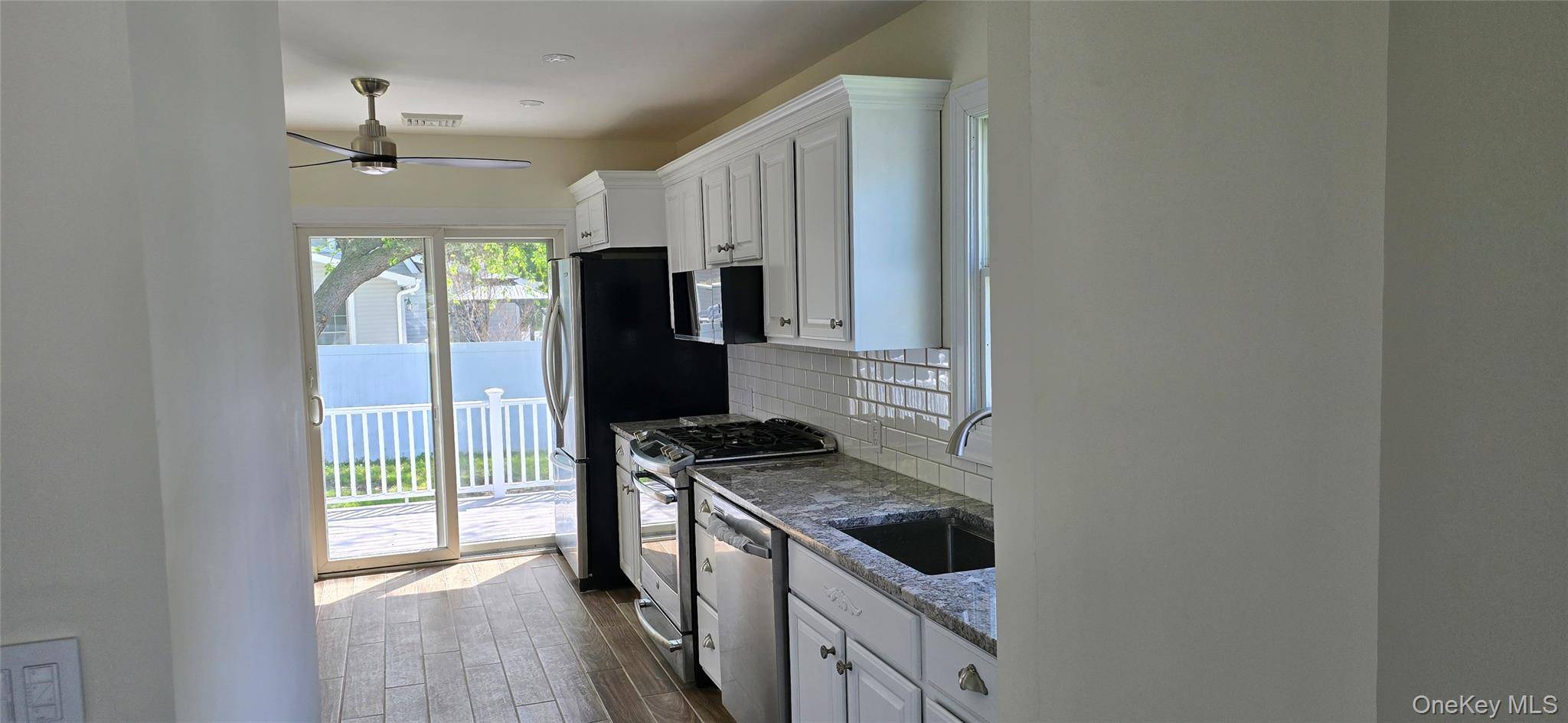 Casa com 2 Quartos à Venda em Sayville - Nova Iorque - EUA - 3
