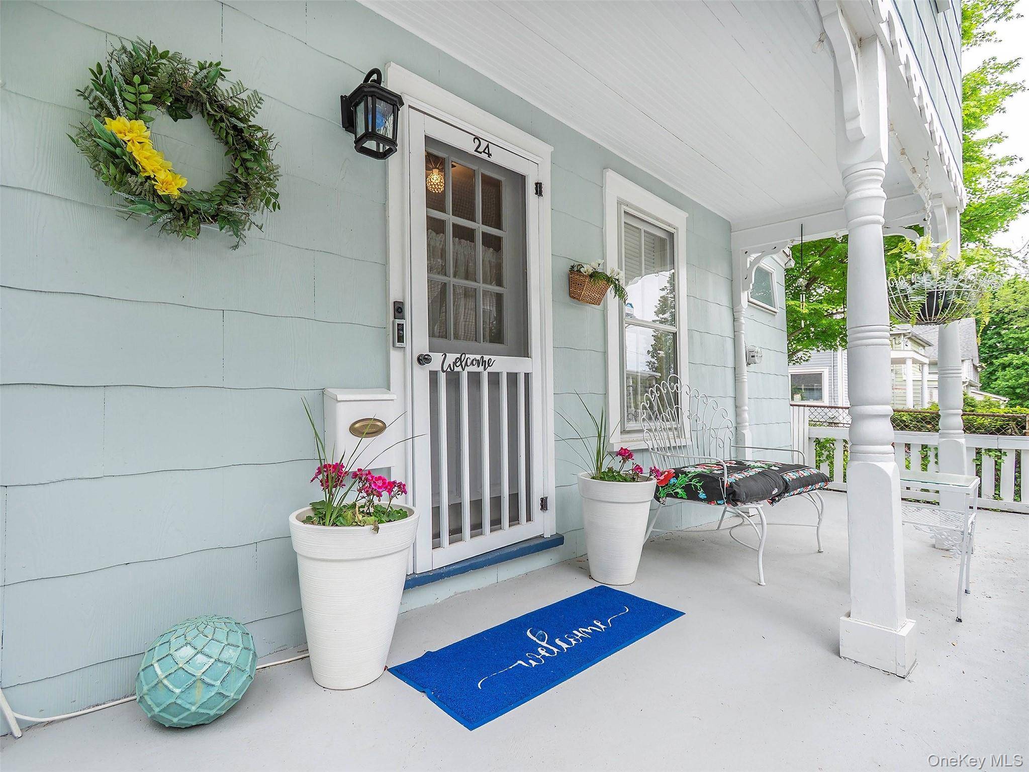 2 Bedroom Home for Sale in Sea Cliff - New York - USA - 2