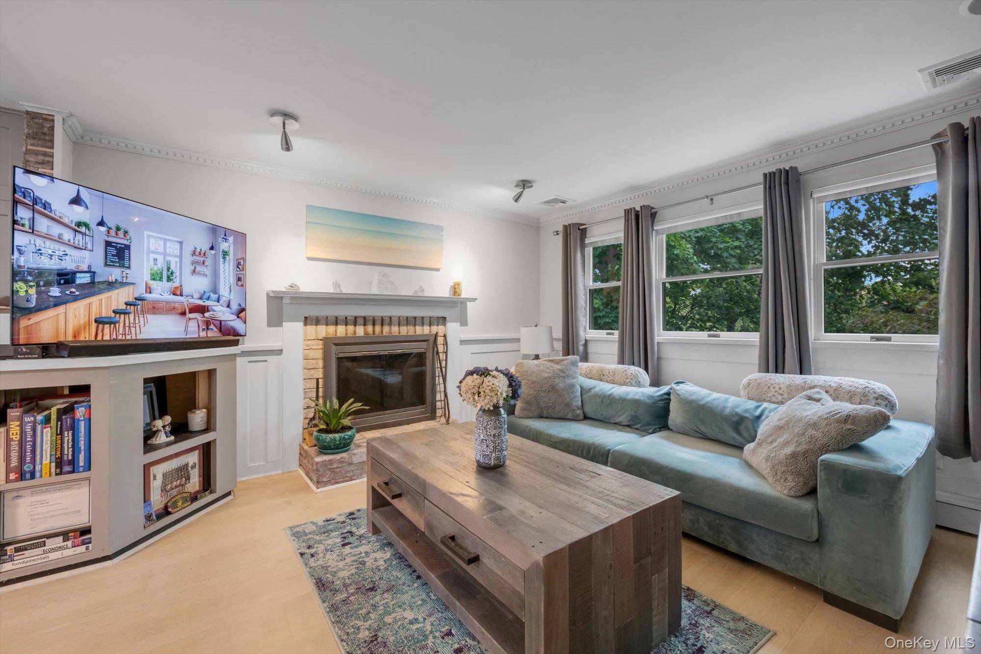 Casa com 2 Quartos à Venda em South Huntington - Nova Iorque - EUA - 3