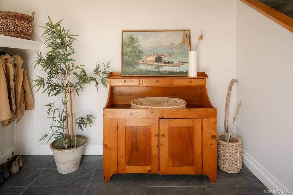 2 Bedroom Home for Sale in Staatsburg - New York - USA - 4