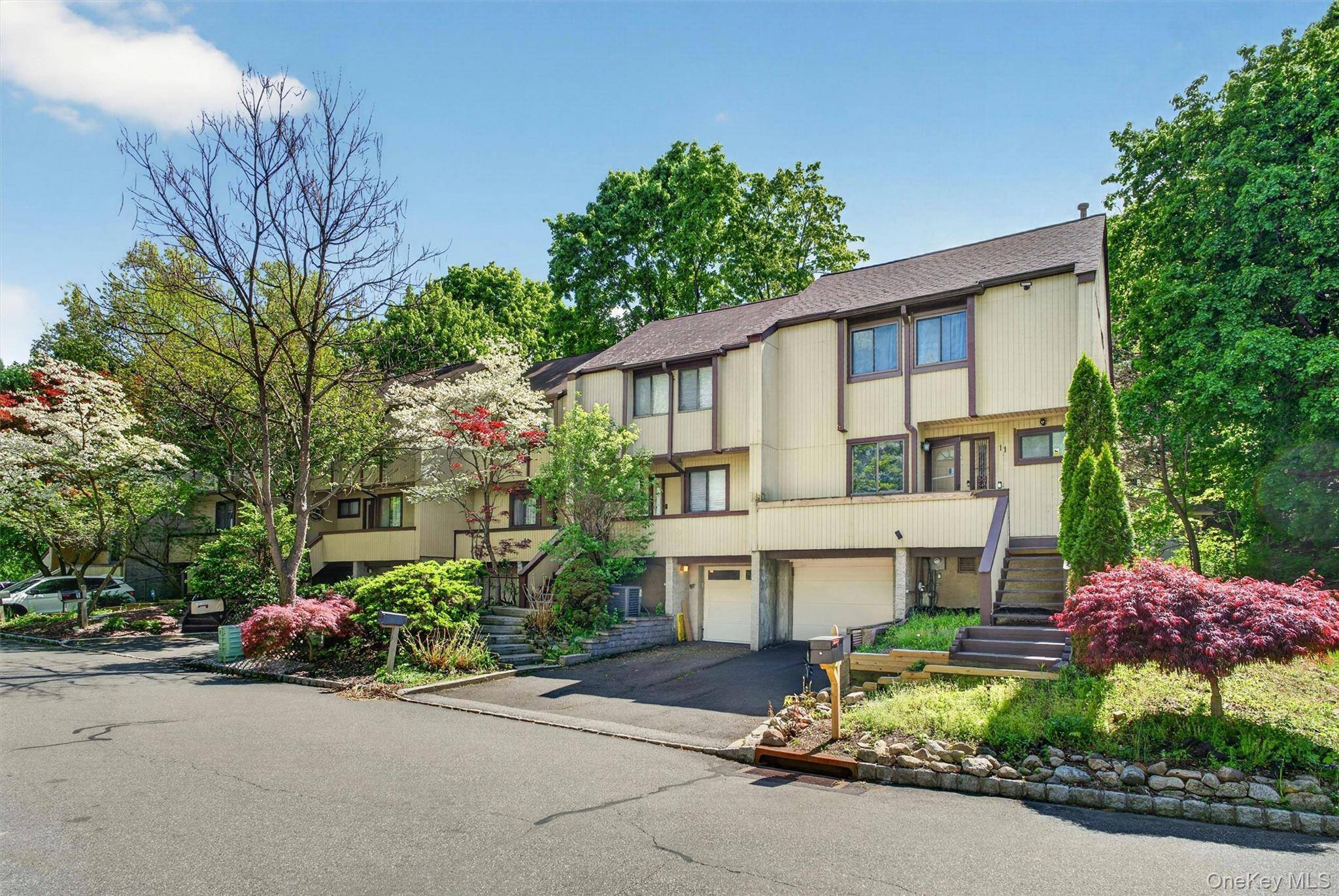 Casa de 2 Dormitorios en Venta en Suffern - Nueva York - EE. UU. - 2