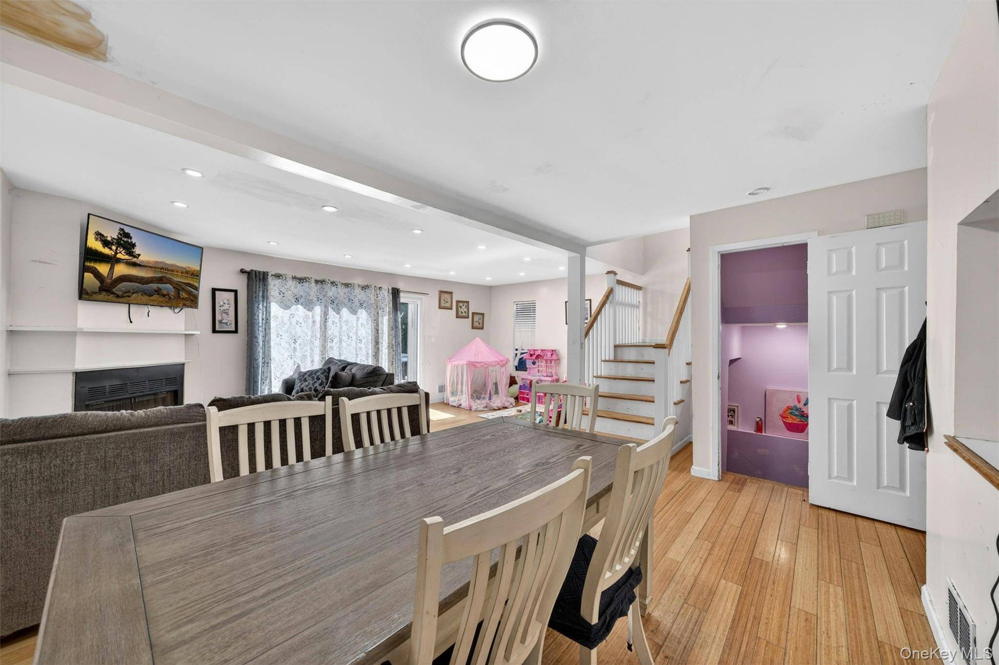 Casa de 2 Dormitorios en Venta en Suffern - Nueva York - EE. UU. - 7