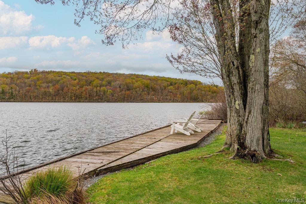 Casa com 2 Quartos à Venda em Swan Lake - Nova Iorque - EUA - 2