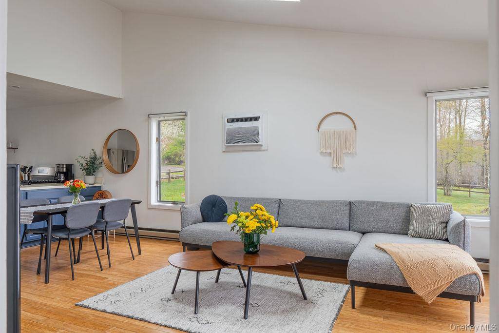 Casa com 2 Quartos à Venda em Swan Lake - Nova Iorque - EUA - 5