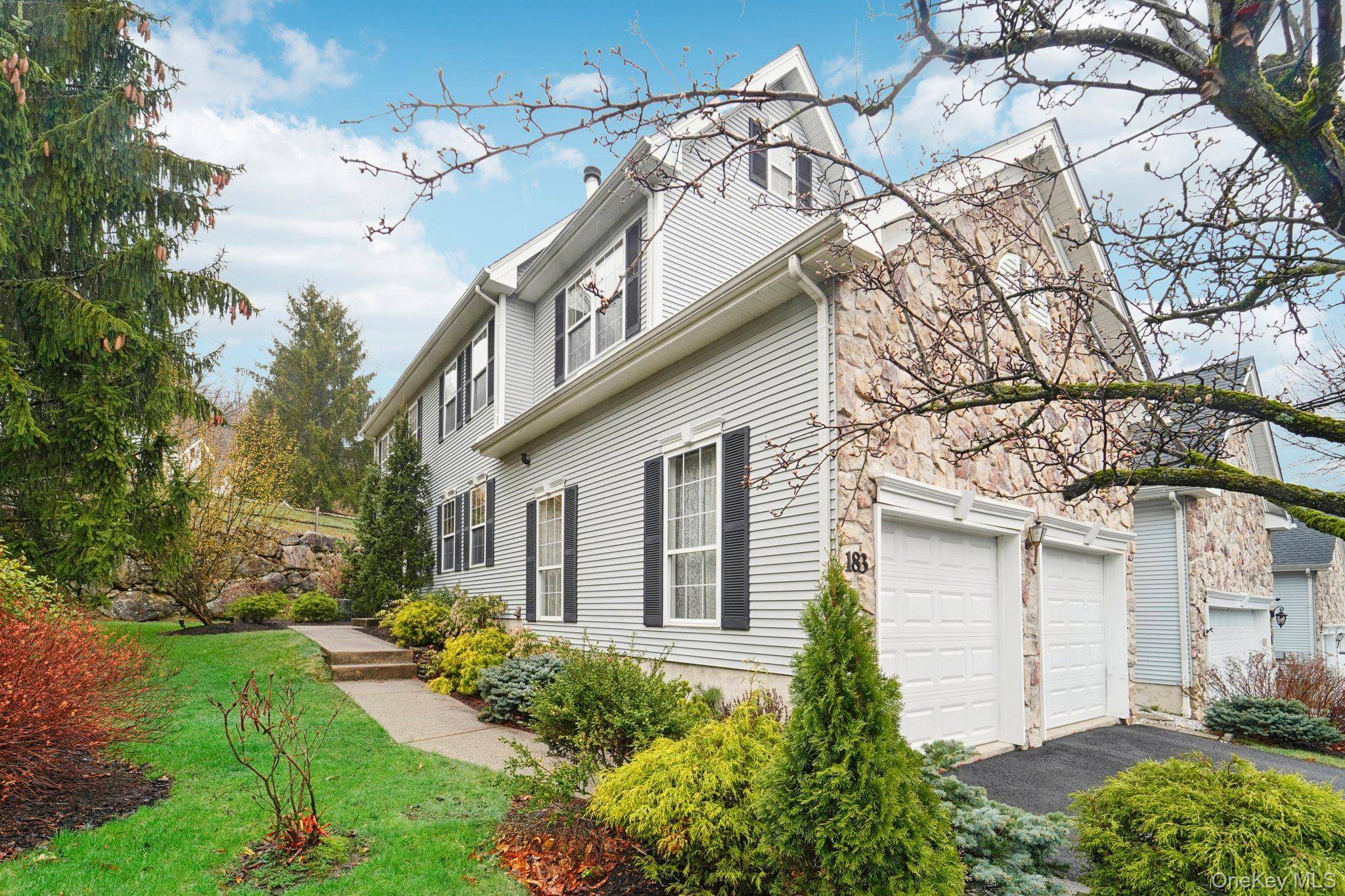 Casa de 2 Dormitorios en Venta en Tuxedo Park - Nueva York - EE. UU. - 4