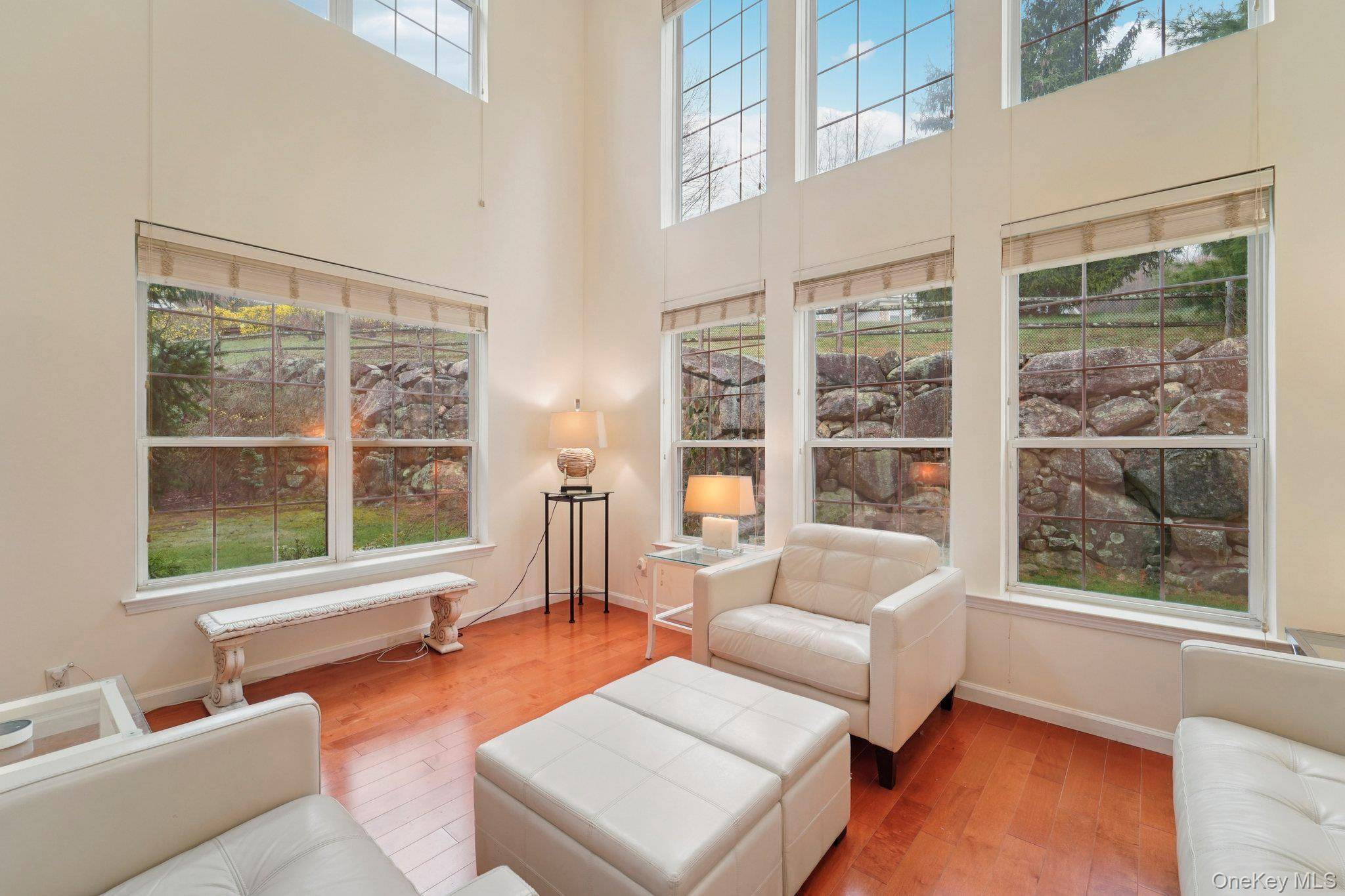 Casa de 2 Dormitorios en Venta en Tuxedo Park - Nueva York - EE. UU. - 6