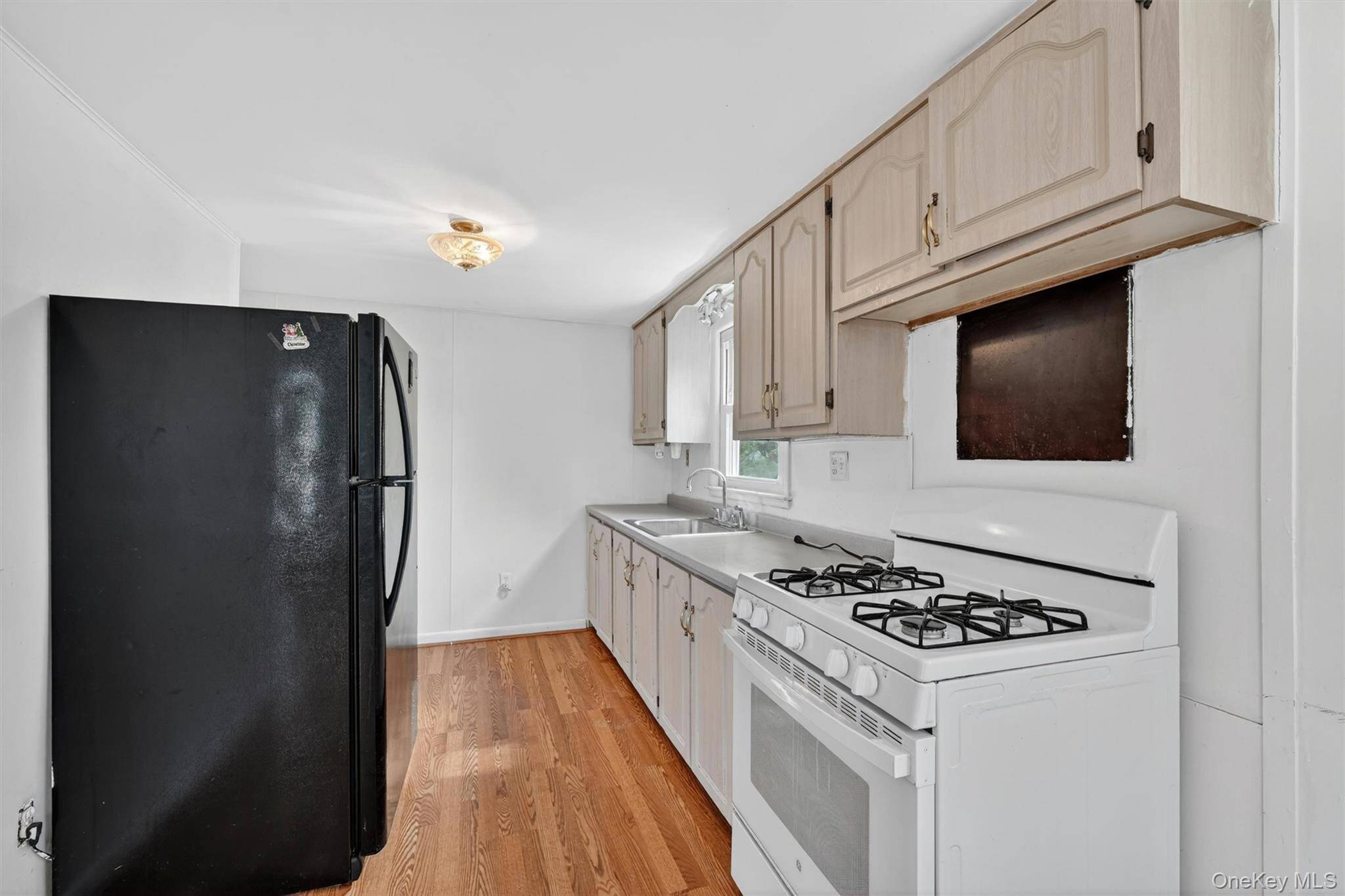 Casa de 2 Dormitorios en Venta en Walden - Nueva York - EE. UU. - 3