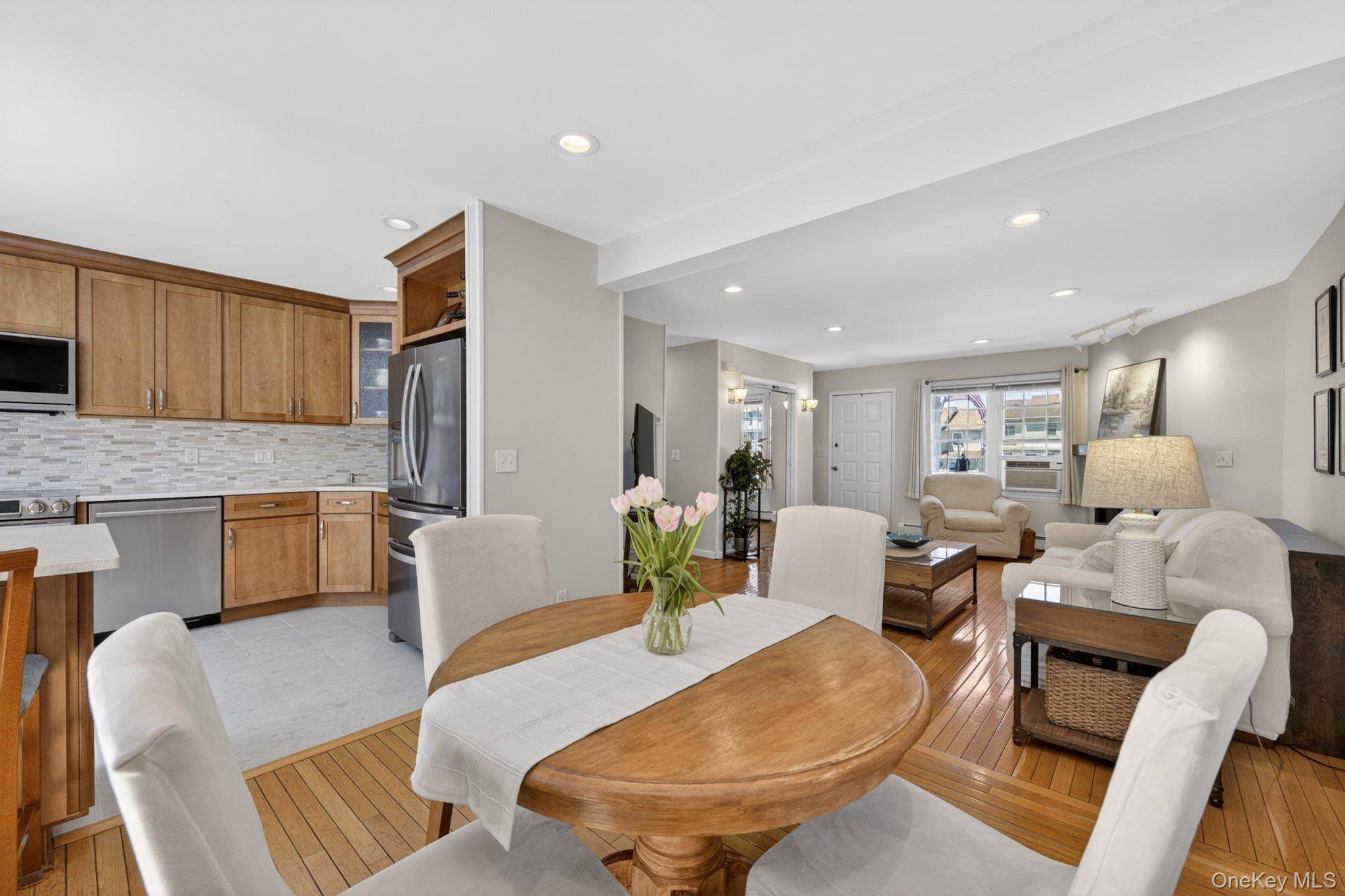 Casa de 2 Dormitorios en Venta en Washingtonville - Nueva York - EE. UU. - 8