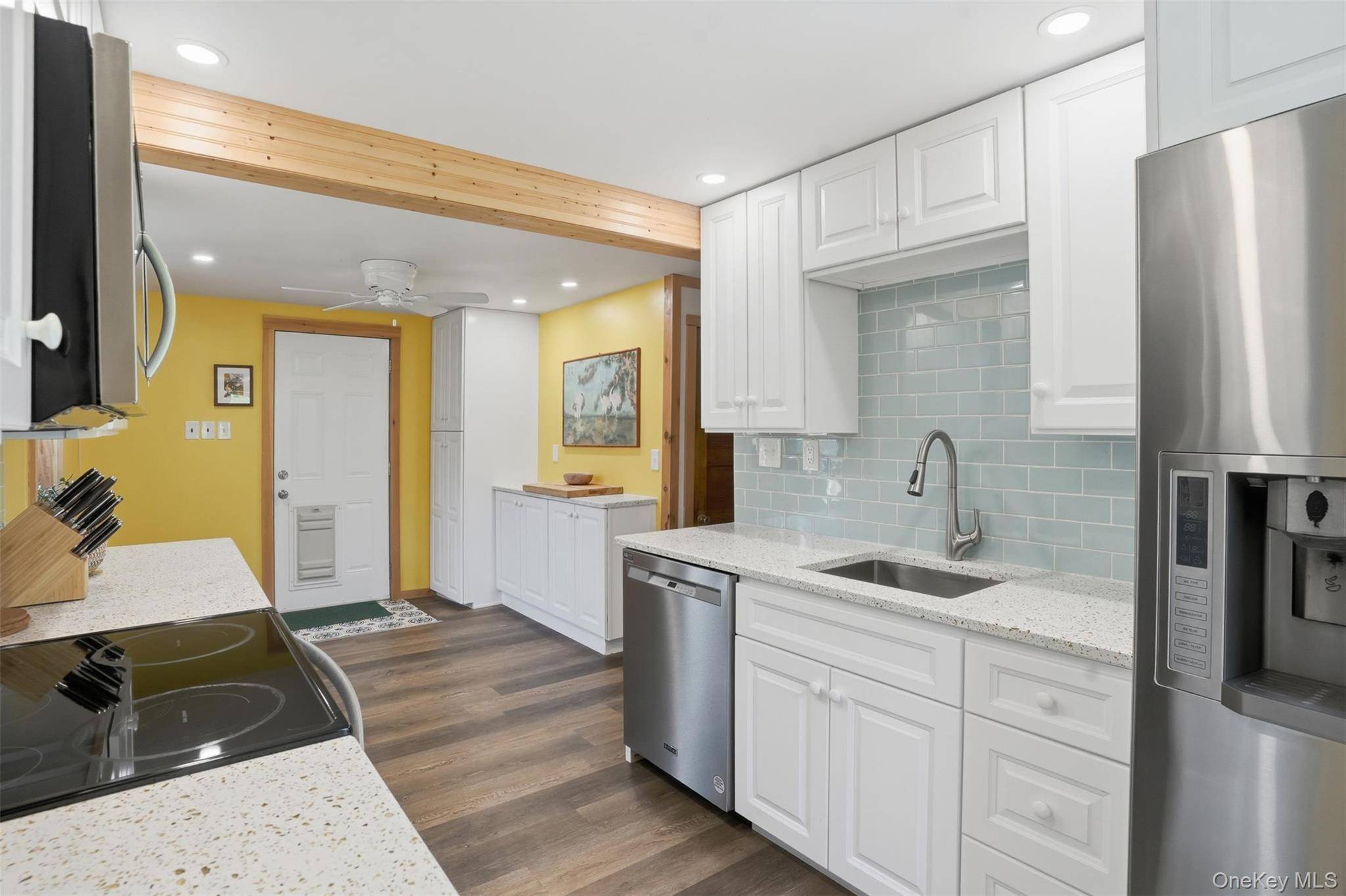 2 Bedroom Home for Sale in Westtown - New York - USA - 7