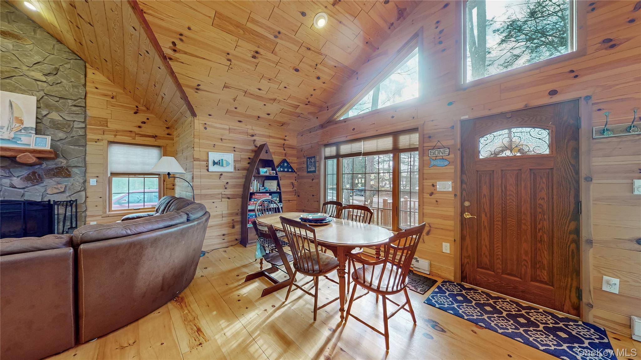 Casa de 2 Dormitorios en Venta en Wurtsboro - Nueva York - EE. UU. - 3