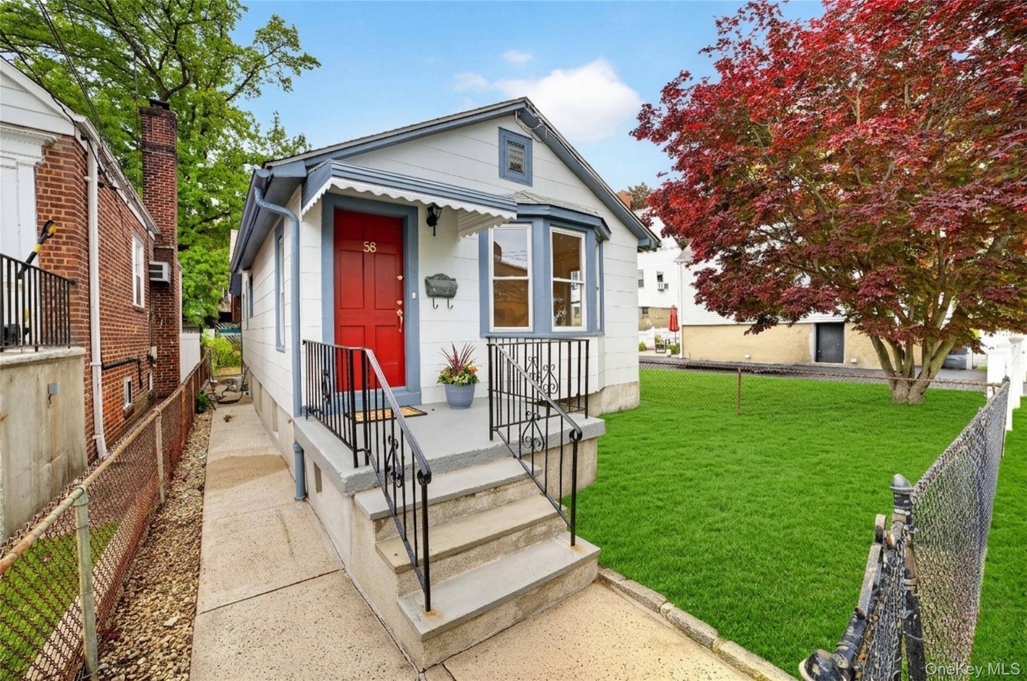 Casa com 2 Quartos à Venda em Yonkers - Nova Iorque - EUA - 2
