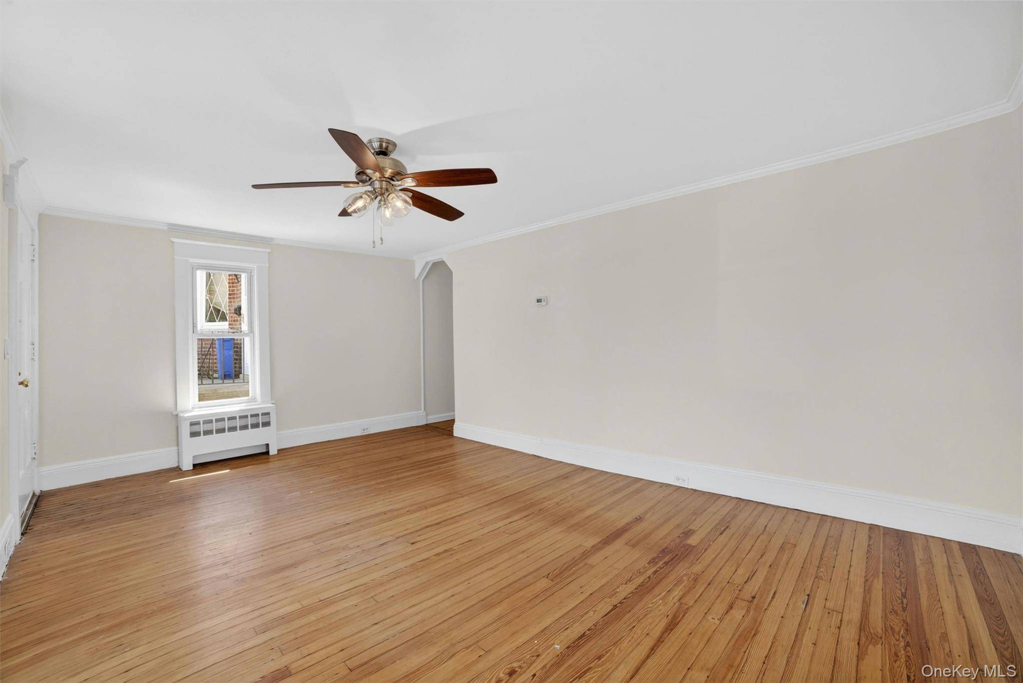 Casa com 2 Quartos à Venda em Yonkers - Nova Iorque - EUA - 8