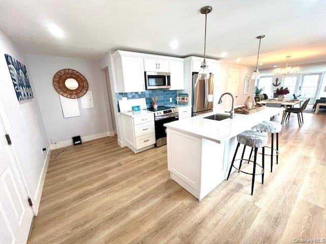 3 Bedroom Home for Sale in Bellmore, New York, USA - 3