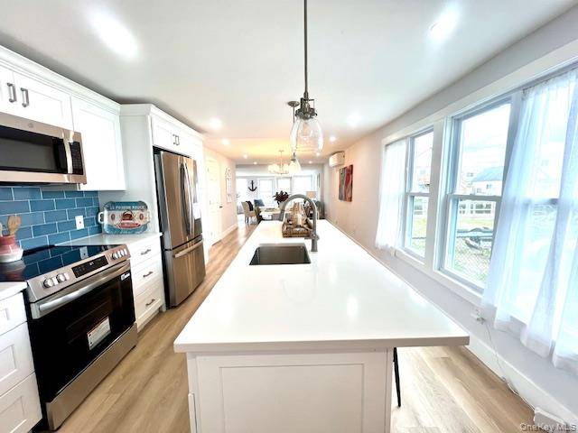 3 Bedroom Home for Sale in Bellmore, New York, USA - 6