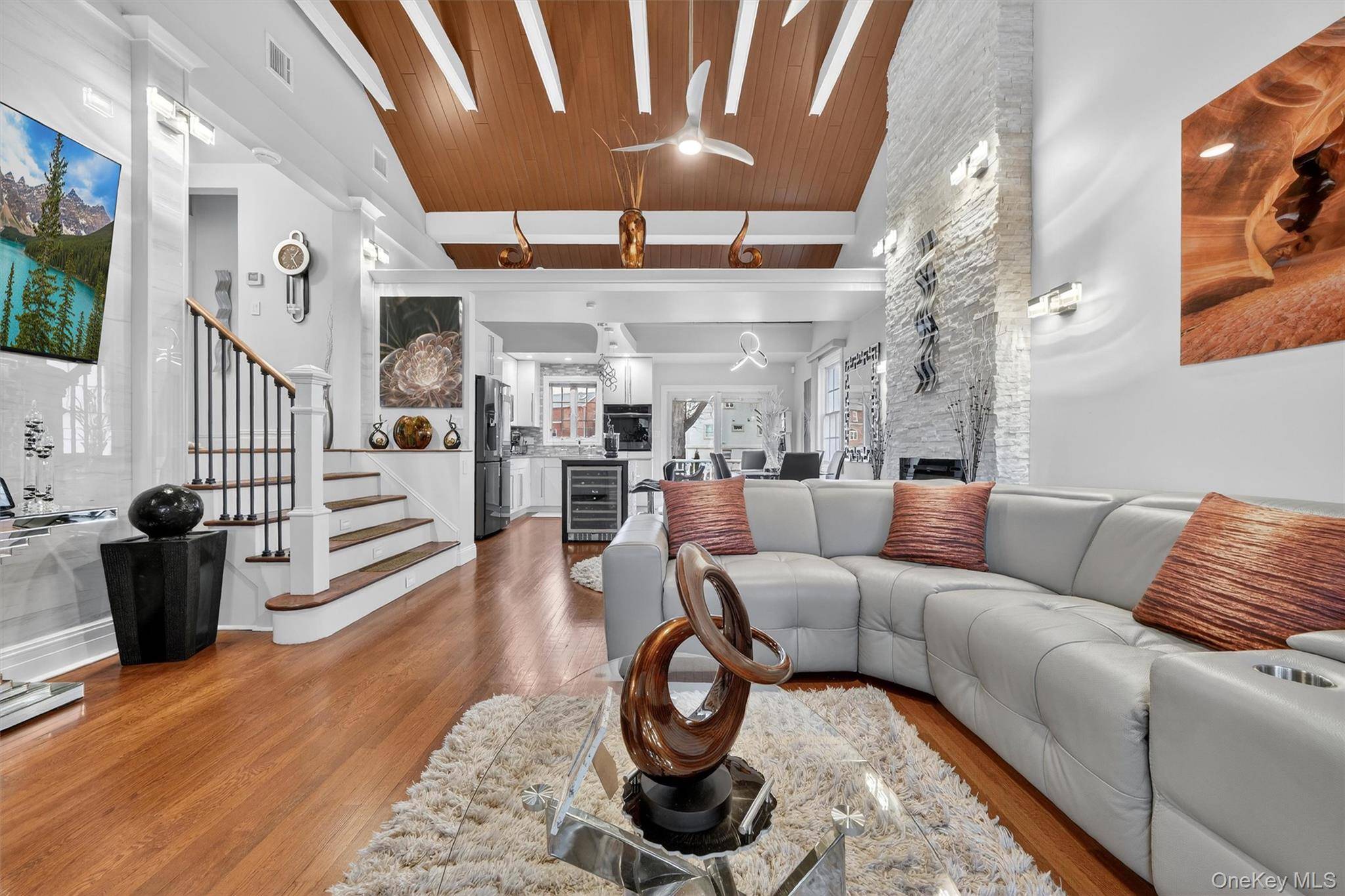 Casa com 3 Quartos à Beira-Mar à Venda em Bronx - Nova Iorque - EUA - 7