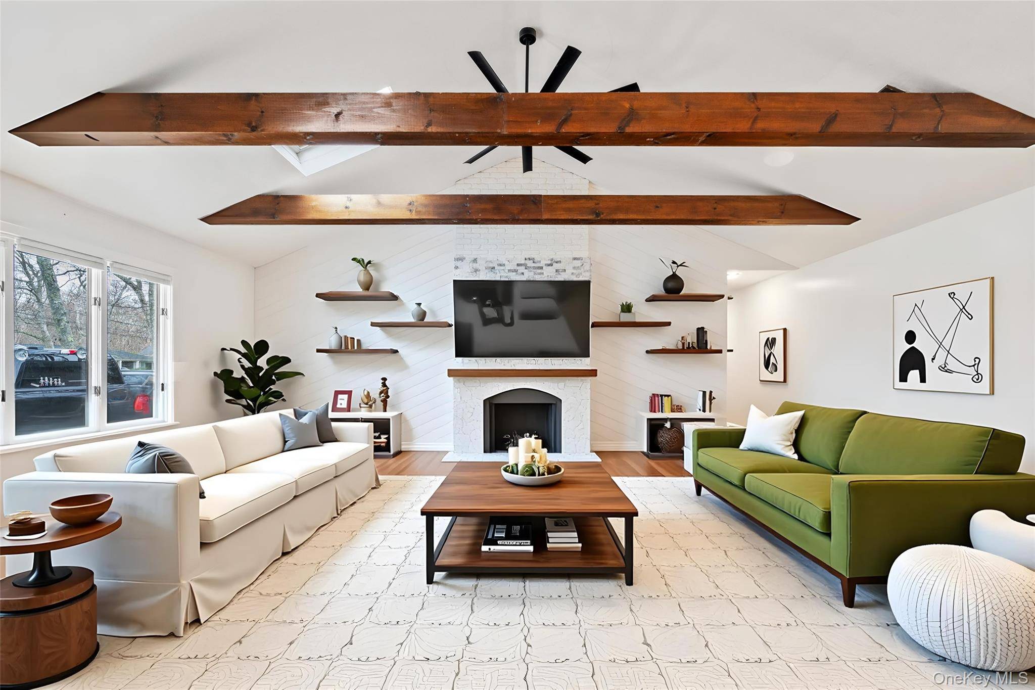 Casa de 3 Dormitorios en Venta en East Quogue, Nueva York, EE. UU. - 5