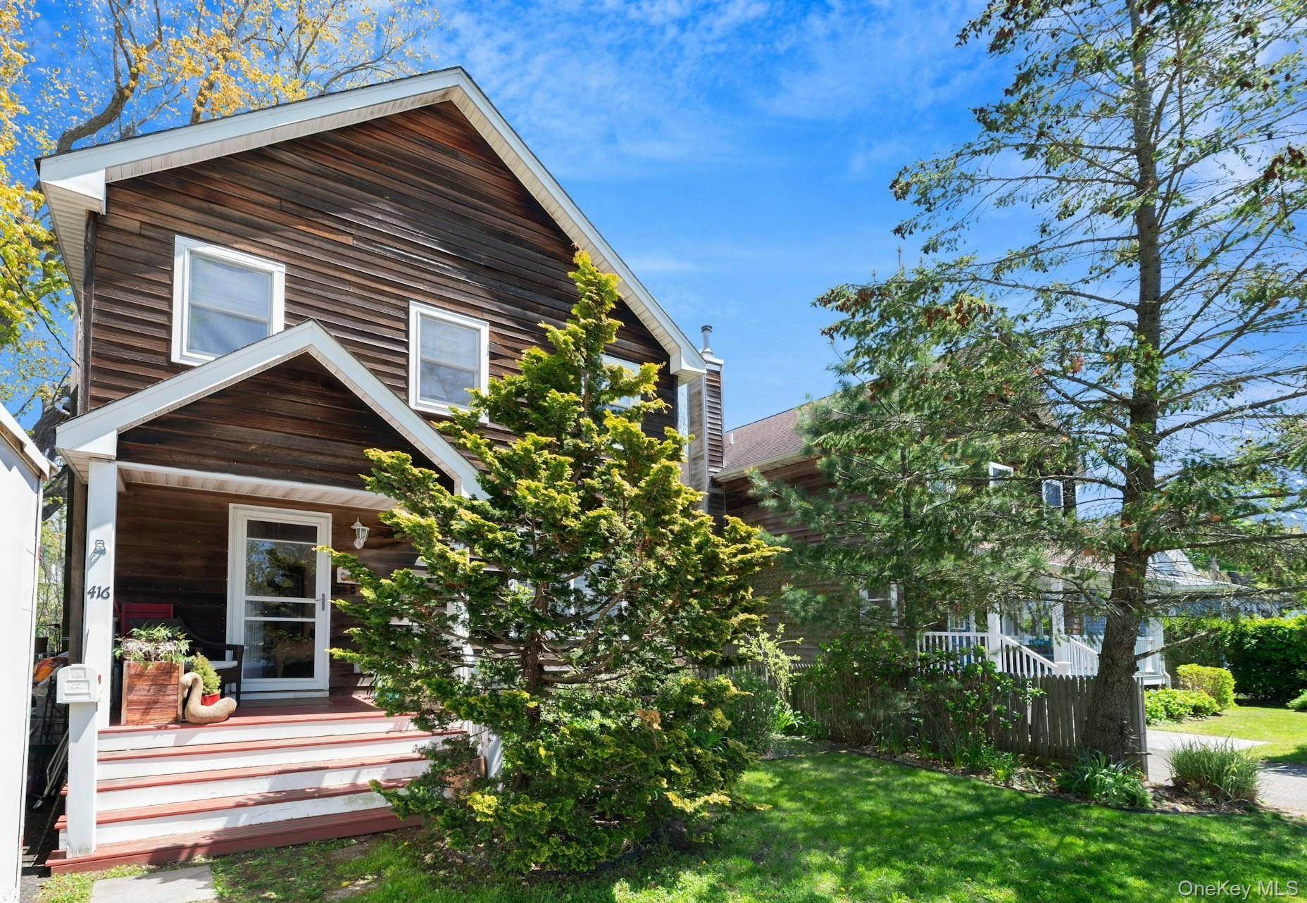 Casa de 3 Dormitorios Frente al Mar en Venta en Greenport - Nueva York - EE. UU. - 1