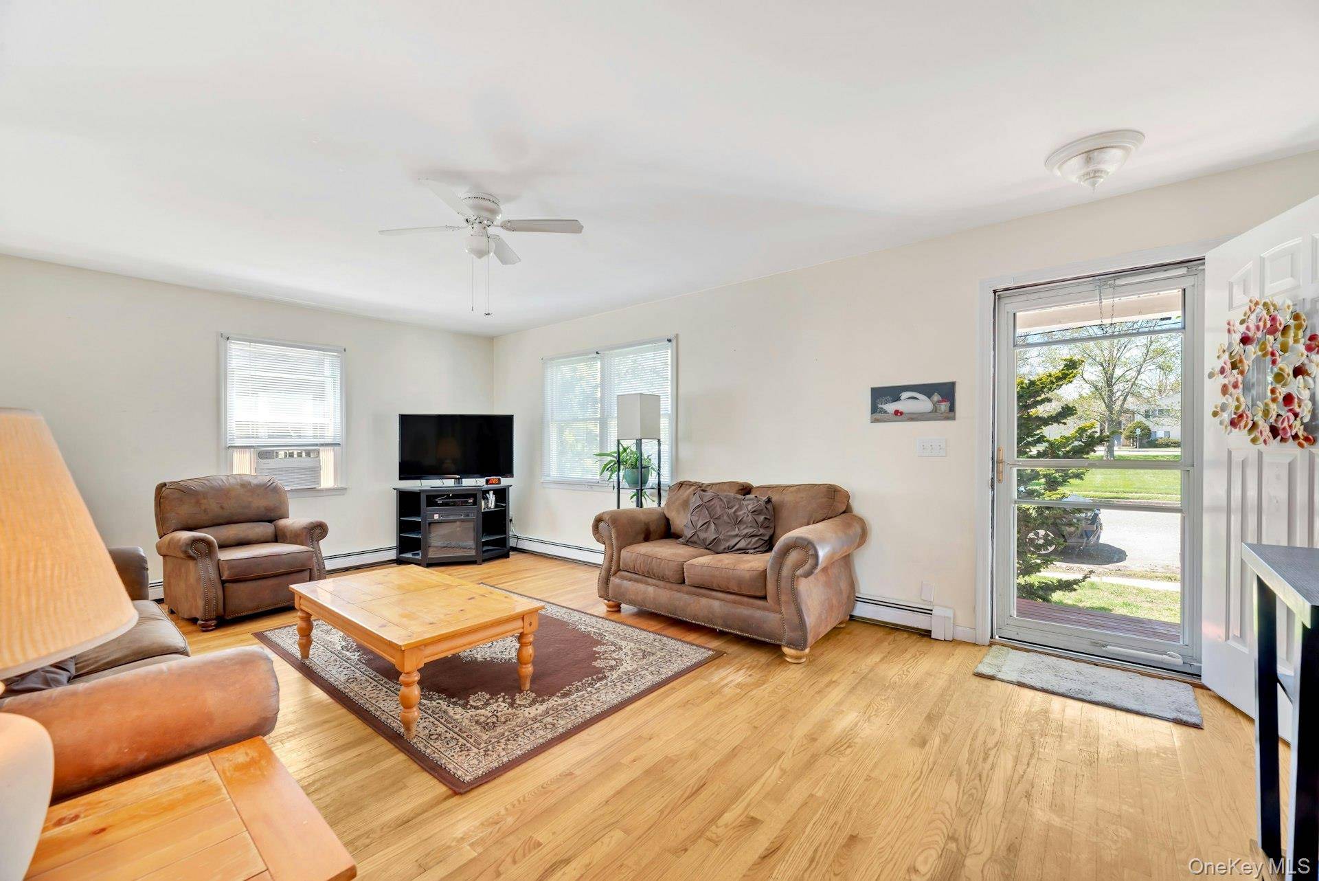 Casa de 3 Dormitorios Frente al Mar en Venta en Greenport - Nueva York - EE. UU. - 3