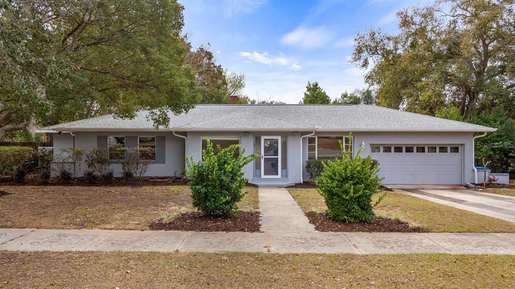 Maison avec 3 Chambres à Vendre à Howey In The Hills - Floride - USA - 1
