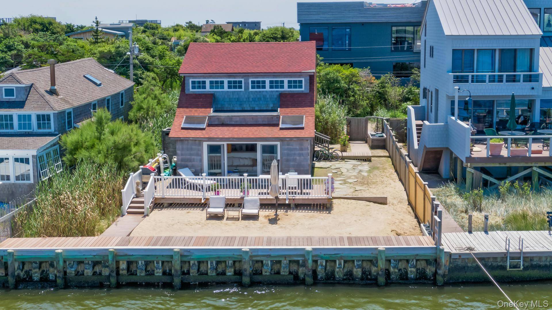 Casa com 3 Quartos à Beira-Mar à Venda em Ocean Bay Park - Nova Iorque - EUA - 3