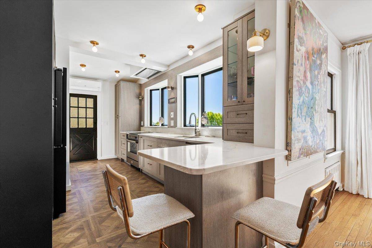 Casa de 3 Dormitorios Frente al Mar en Venta en Port Chester - Nueva York - EE. UU. - 6
