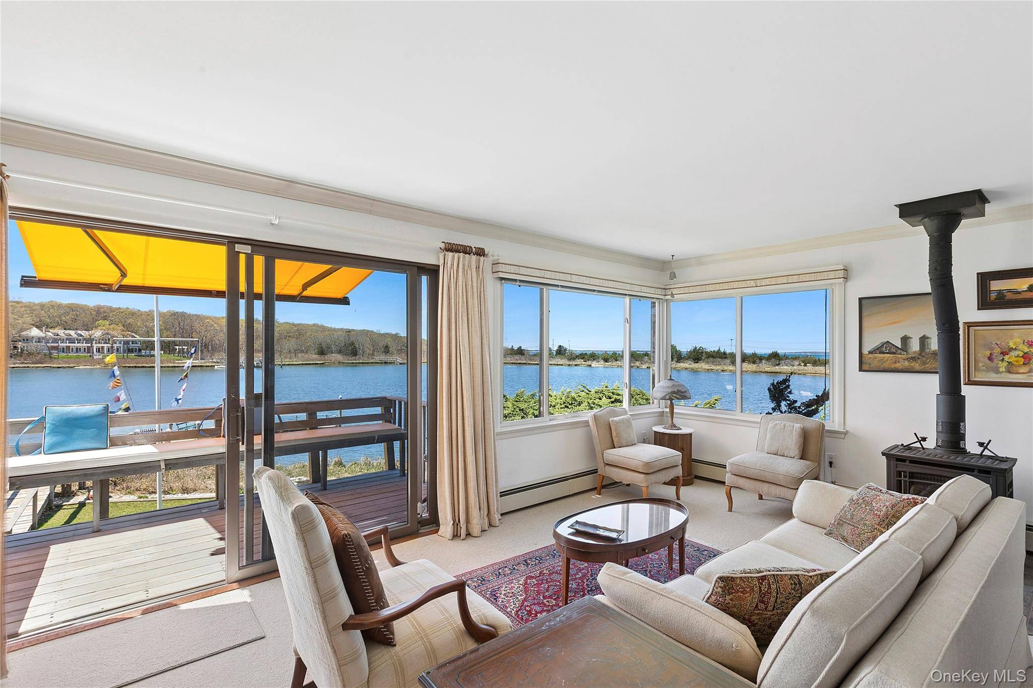 3 Bedroom Waterfront Home for Sale in Sag Harbor - New York - USA - 5