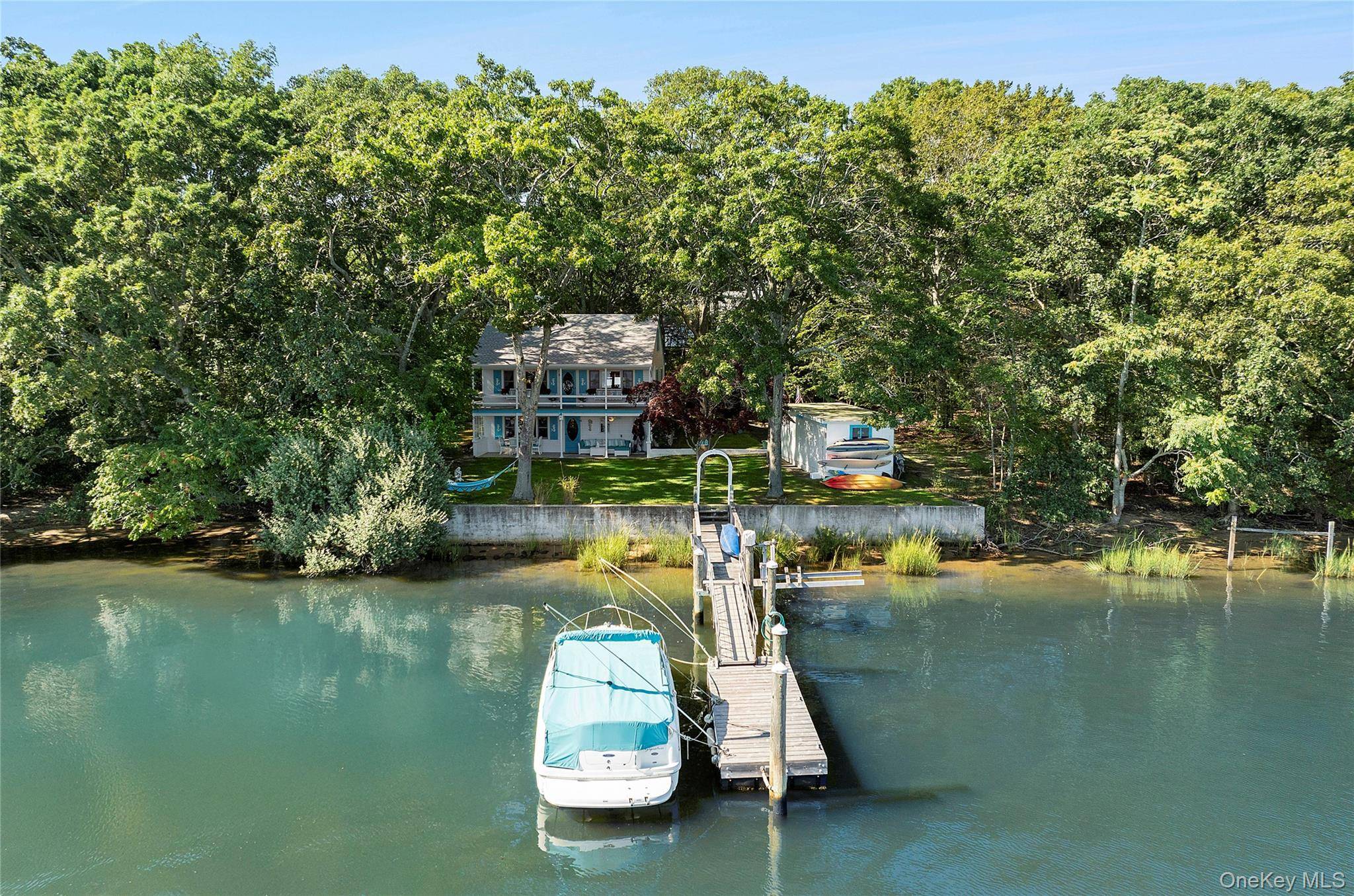Casa com 3 Quartos à Beira-Mar à Venda em Sag Harbor - Nova Iorque - EUA - 1
