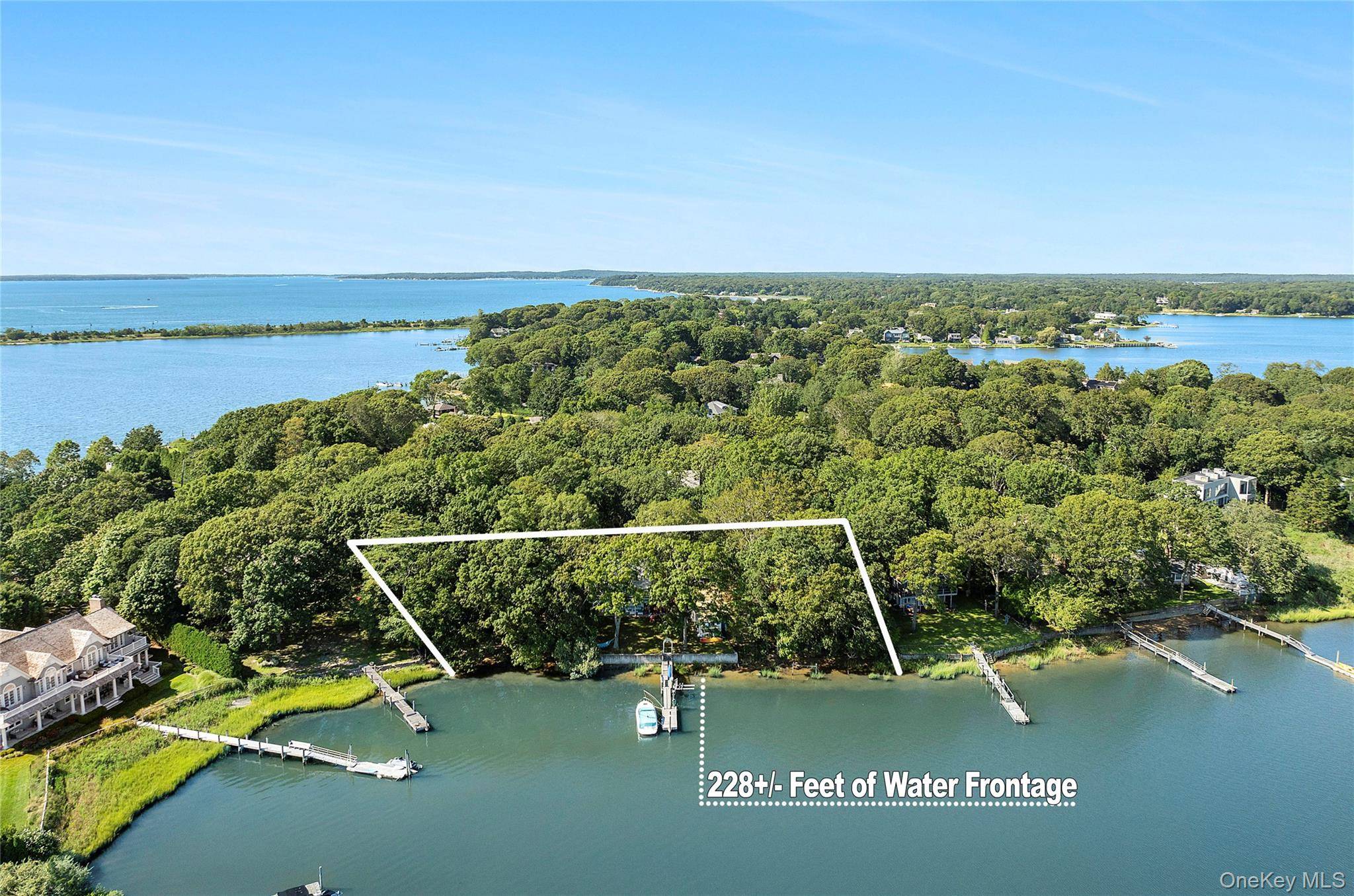 Casa com 3 Quartos à Beira-Mar à Venda em Sag Harbor - Nova Iorque - EUA - 2