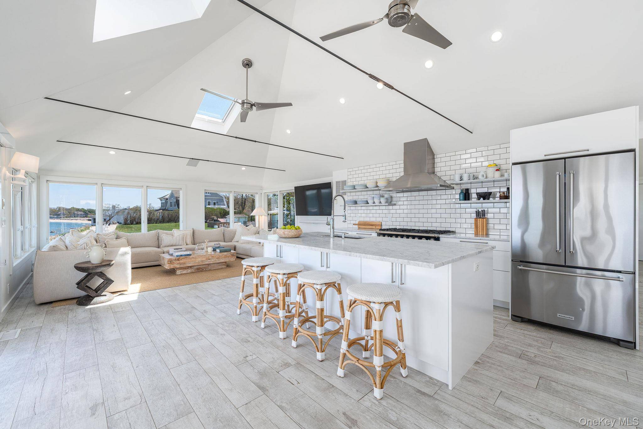 Casa com 3 Quartos à Beira-Mar à Venda em Southold - Nova Iorque - EUA - 7