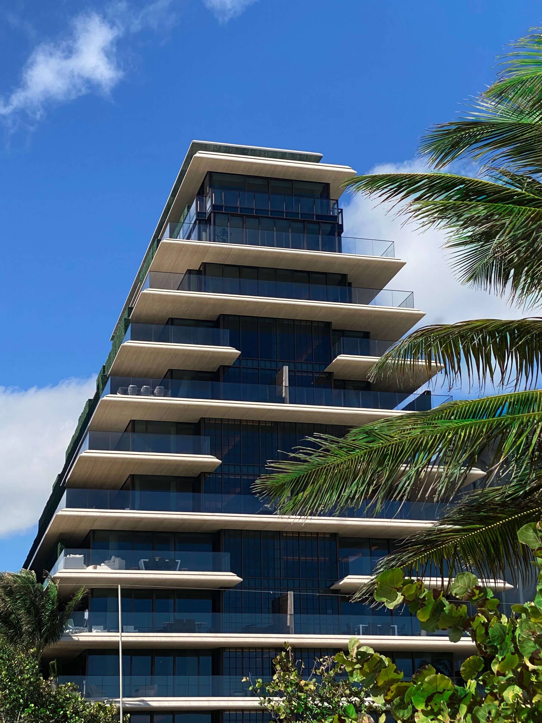 Apartamento Frente al Mar en Venta en Surfside - Florida - EE. UU. - 3