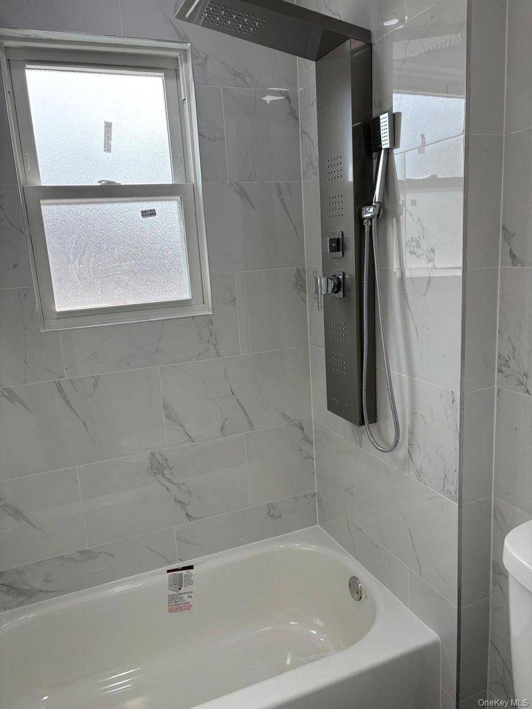 Casa com 3 Quartos à Venda em Addisleigh Park - Nova Iorque - EUA - 7