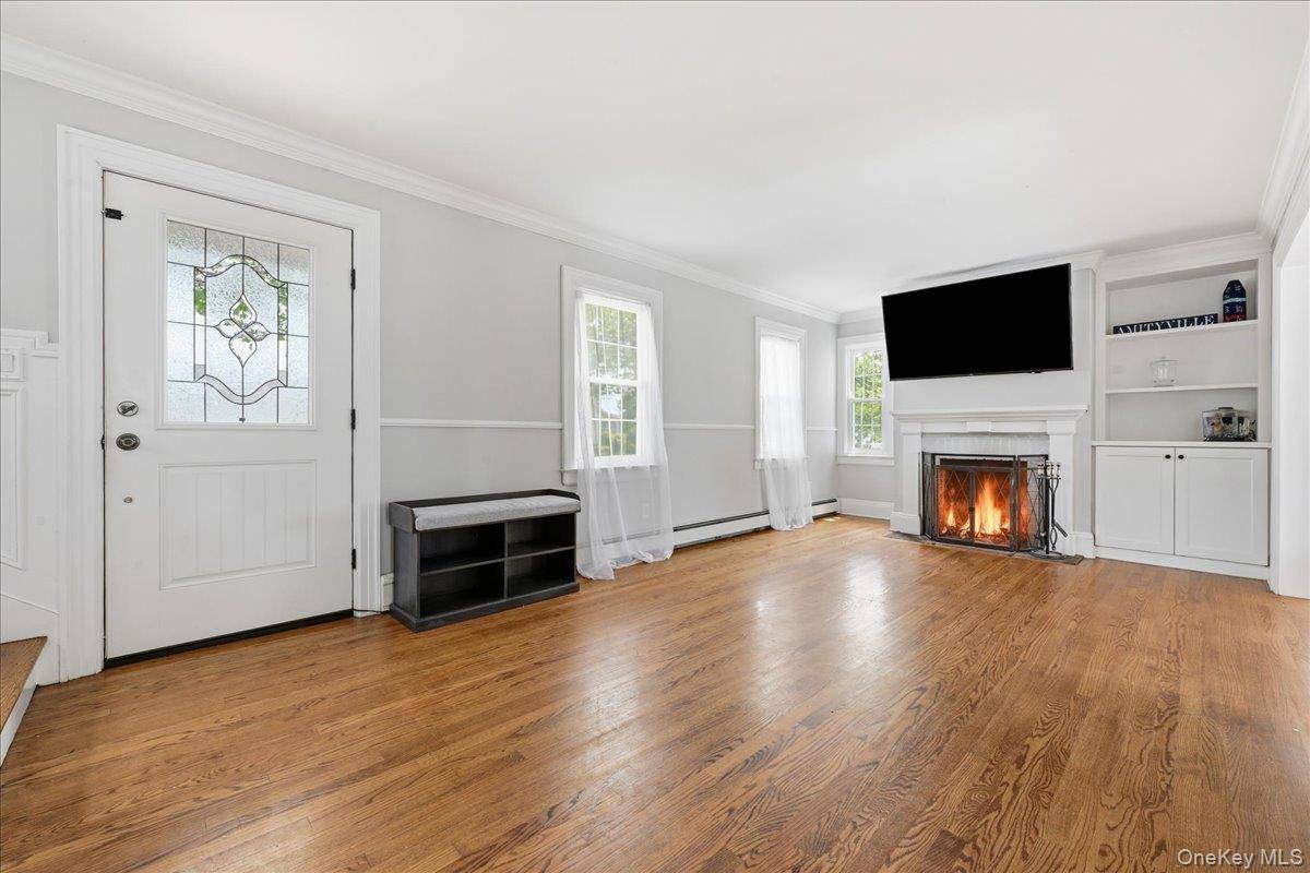 Casa com 3 Quartos à Venda em Amityville - Nova Iorque - EUA - 6