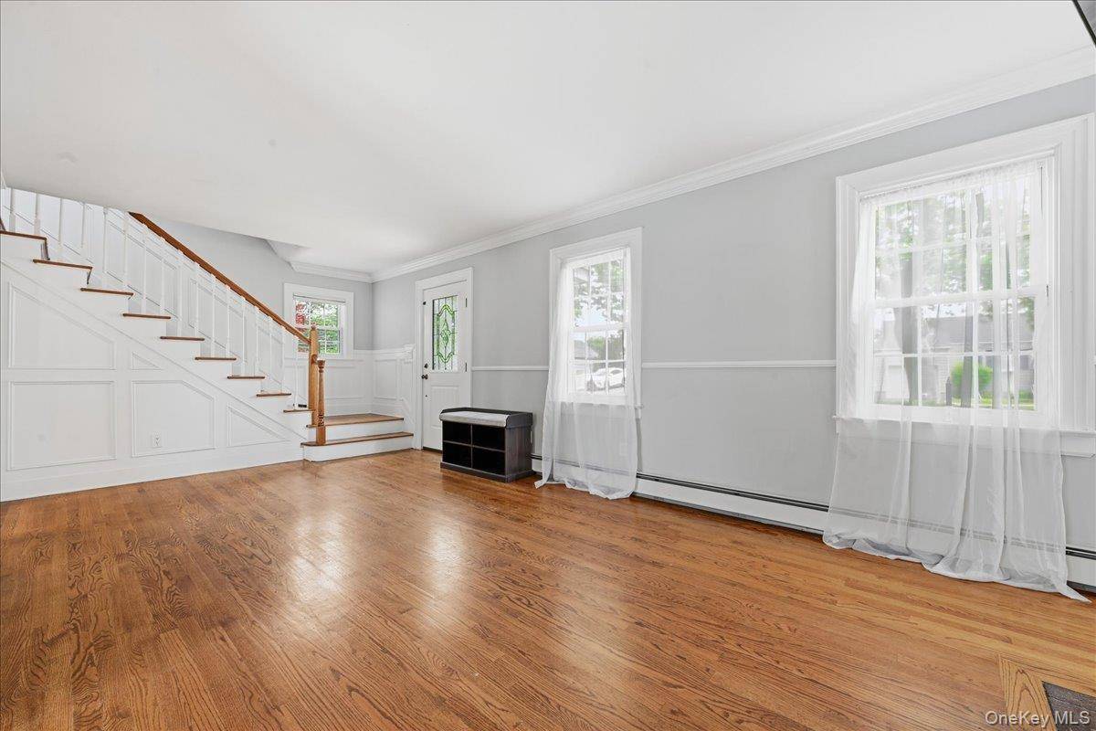 Casa com 3 Quartos à Venda em Amityville - Nova Iorque - EUA - 7