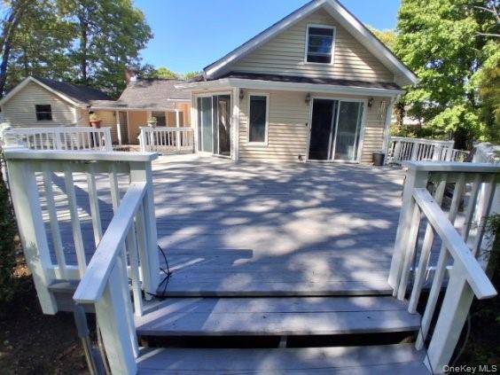 Casa de 3 Dormitorios en Venta en Amityville - Nueva York - EE. UU. - 5