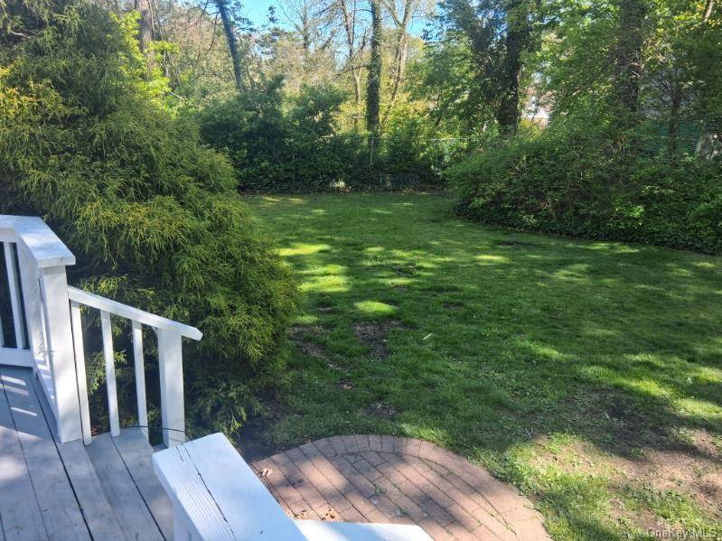 Casa de 3 Dormitorios en Venta en Amityville - Nueva York - EE. UU. - 6