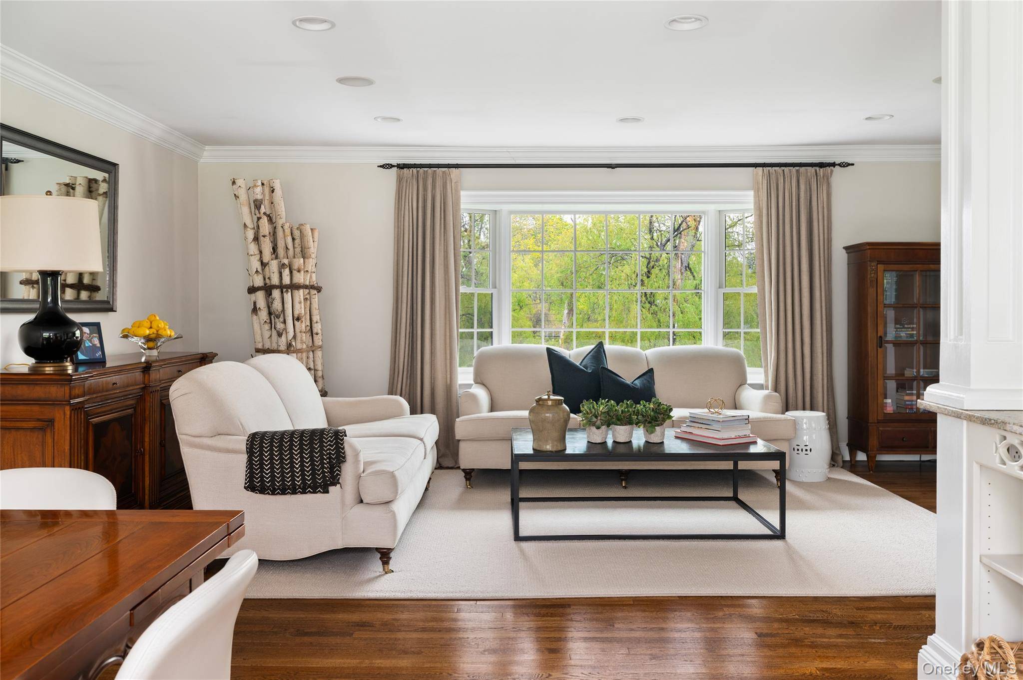 3 Bedroom Home for Sale in Armonk - New York - USA - 3