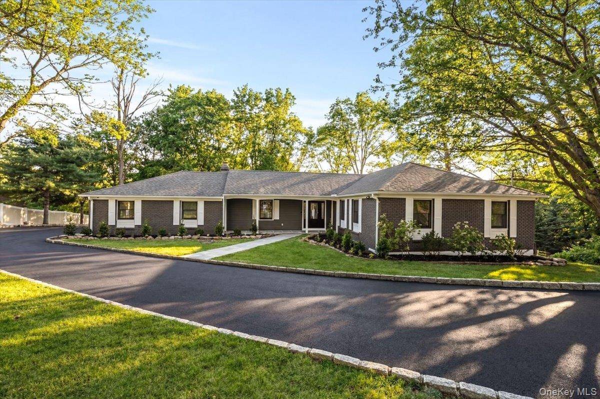 Casa com 3 Quartos à Venda em Armonk - Nova Iorque - EUA - 1