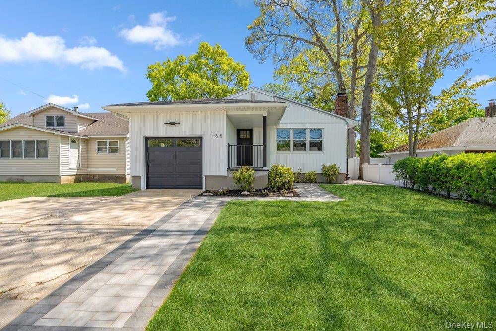 Casa de 3 Dormitorios en Venta en Babylon - Nueva York - EE. UU. - 3
