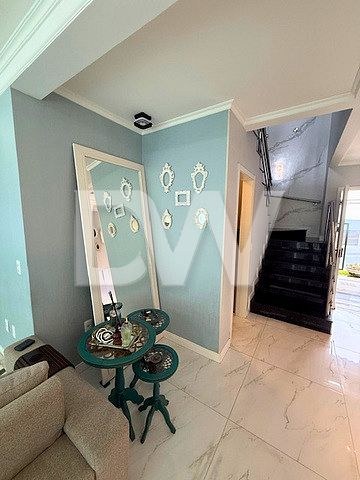 Casa com 3 Quartos à Venda em Balneário Camboriú - Santa Catarina - Brasil - 6