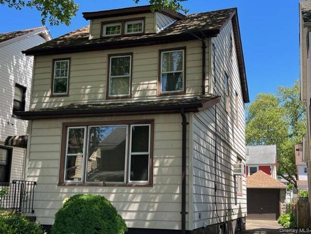 3 Bedroom Home for Sale in Bayside - New York - USA - 1