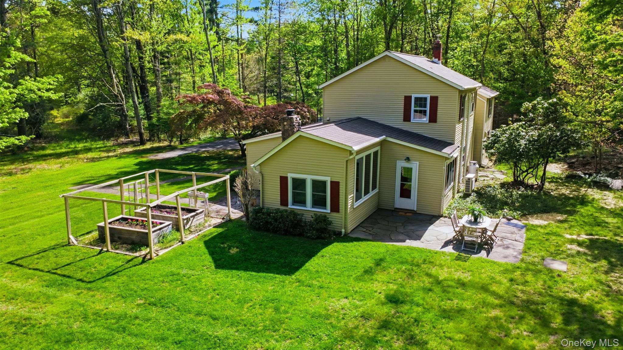 3 Bedroom Home for Sale in Bearsville - New York - USA - 2