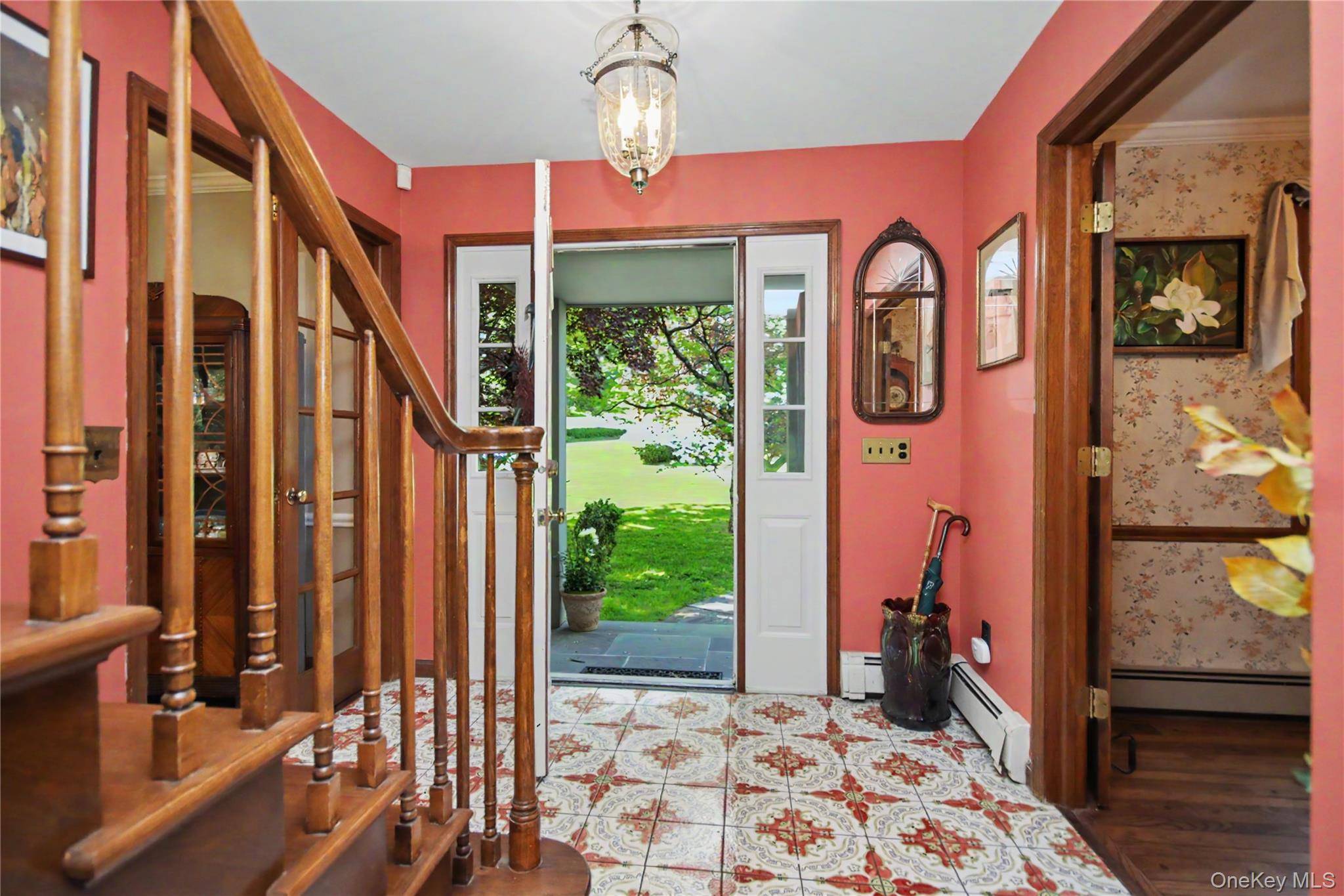 3 Bedroom Home for Sale in Bedford Corners - New York - USA - 5