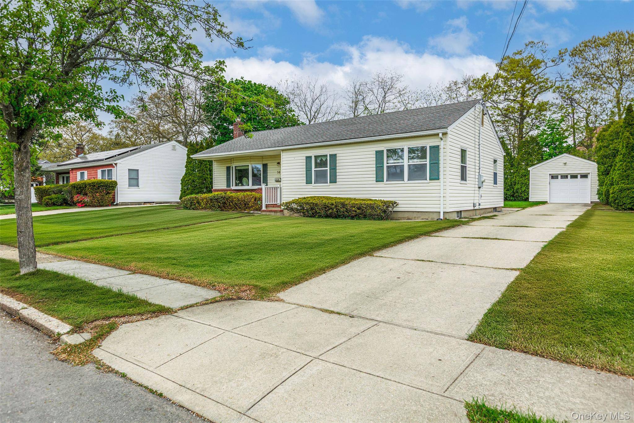 Casa com 3 Quartos à Venda em Bellport Village - Nova Iorque - EUA - 4