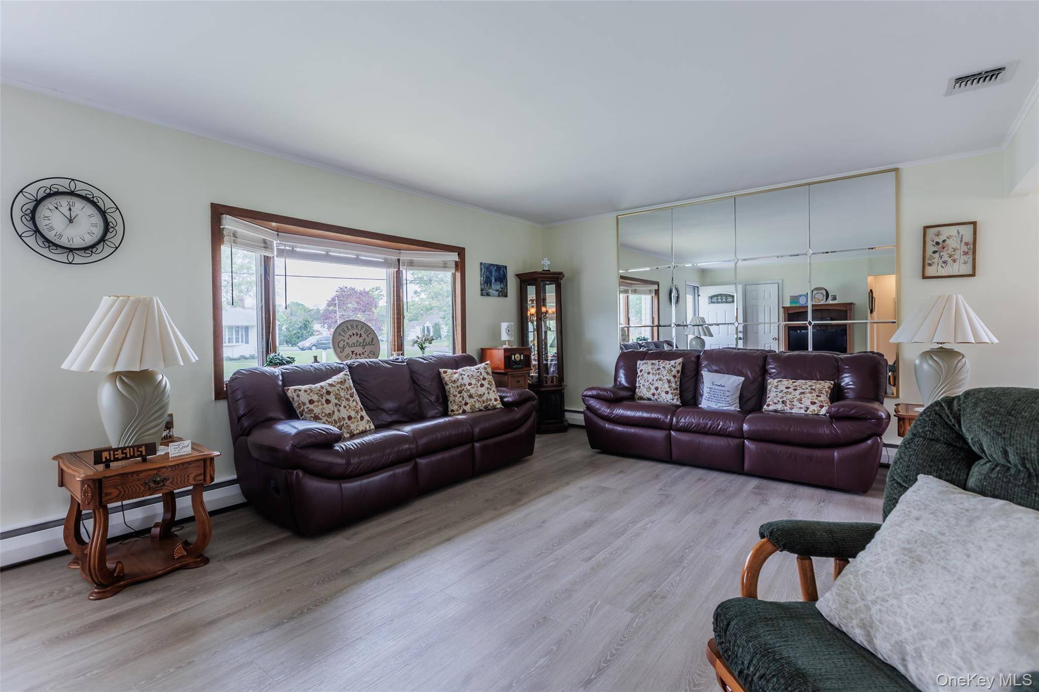 Casa com 3 Quartos à Venda em Bellport Village - Nova Iorque - EUA - 8