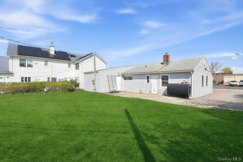 Casa de 3 Dormitorios en Venta en Bethpage - Nueva York - EE. UU. - 3