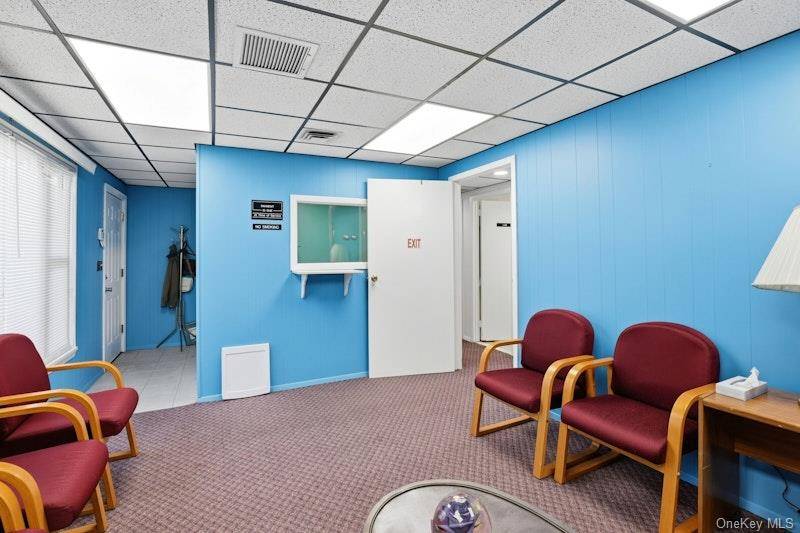 Casa de 3 Dormitorios en Venta en Bethpage - Nueva York - EE. UU. - 5