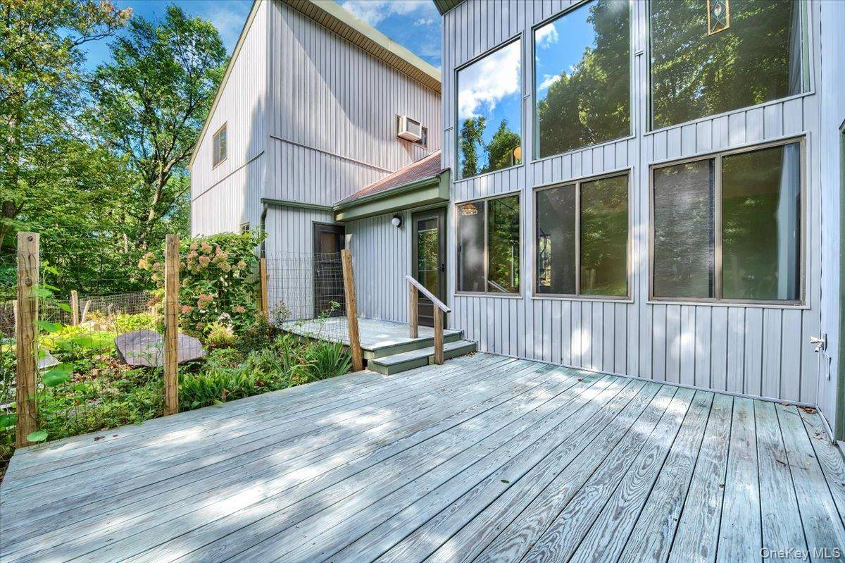 3 Bedroom Home for Sale in Blooming Grove - New York - USA - 7